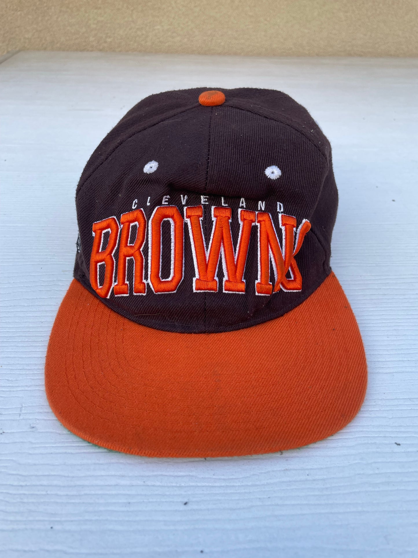 Cleveland Browns Vintage NFL Football Logo Dad Hat Baseball Cap Brown One Size